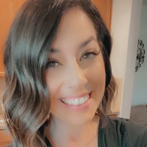 Meet your Posher, Pamela!